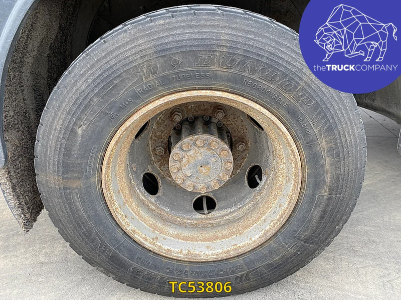 MAN L 2000 12.220 - Camion cisternă: Foto 4 MAN L 2000 12.220 - Camion cisternă: Foto 4