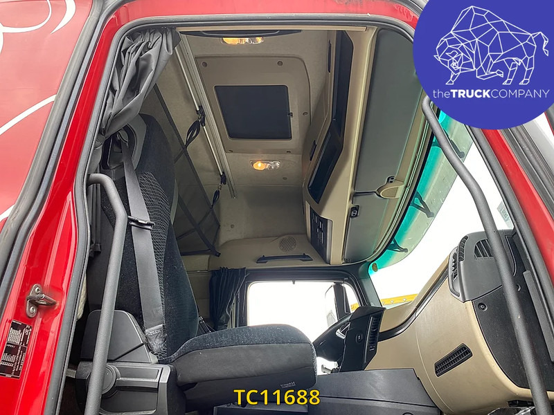 Mercedes-Benz Actros 2648 - Camion cu prelată: Foto 5 Mercedes-Benz Actros 2648 - Camion cu prelată: Foto 5