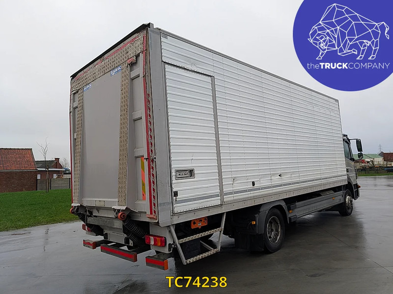 Mercedes-Benz Atego 1221 - Camion furgon: Foto 4 Mercedes-Benz Atego 1221 - Camion furgon: Foto 4