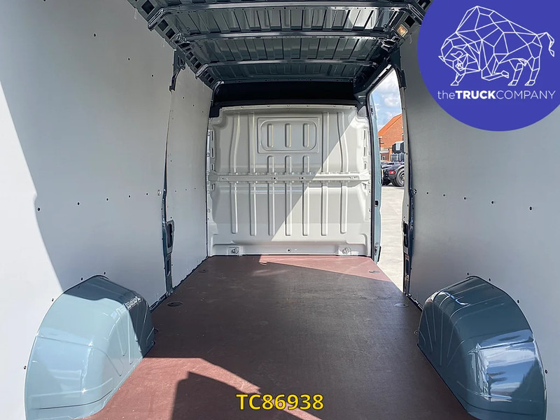 Peugeot Boxer - Dubă: Foto 3 Peugeot Boxer - Dubă: Foto 3