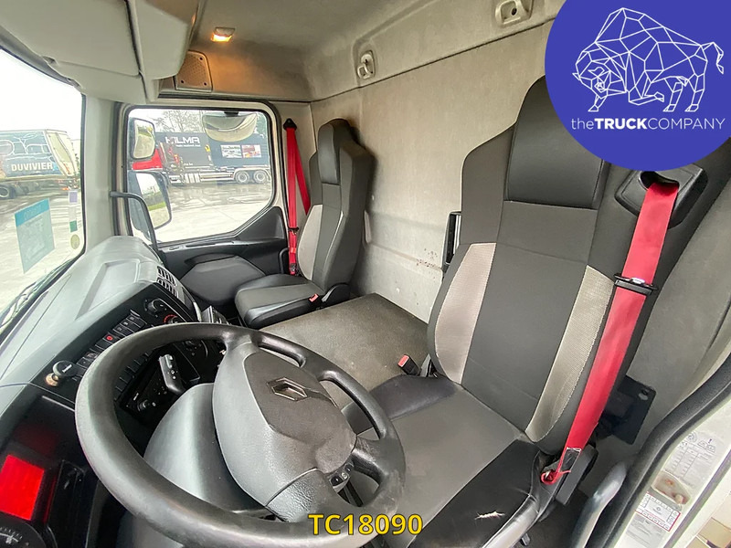 Renault D 240 - Camion frigider: Foto 2 Renault D 240 - Camion frigider: Foto 2