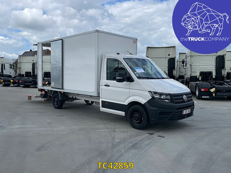 Volkswagen Crafter 2.0 TDI BOX + LIFT - Autoutilitară box: Foto 2 Volkswagen Crafter 2.0 TDI BOX + LIFT - Autoutilitară box: Foto 2