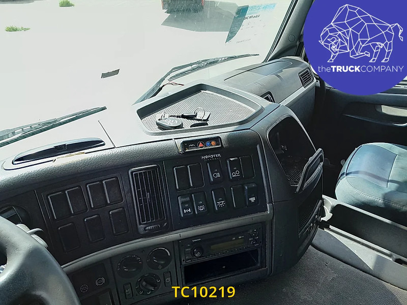 Volvo FM 340 - Camion frigider: Foto 3 Volvo FM 340 - Camion frigider: Foto 3