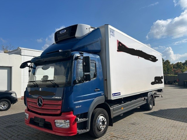 MERCEDES-BENZ 1524 - Camion frigider: Foto 1 MERCEDES-BENZ 1524 - Camion frigider: Foto 1