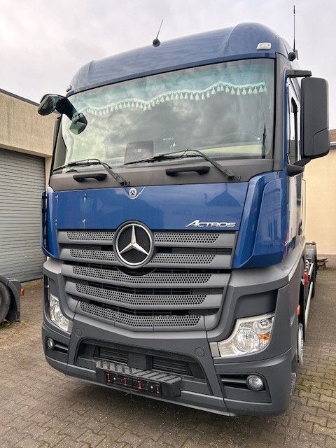 Mercedes-Benz 2548 - Camion transport containere/ Swap body: Foto 3 Mercedes-Benz 2548 - Camion transport containere/ Swap body: Foto 3
