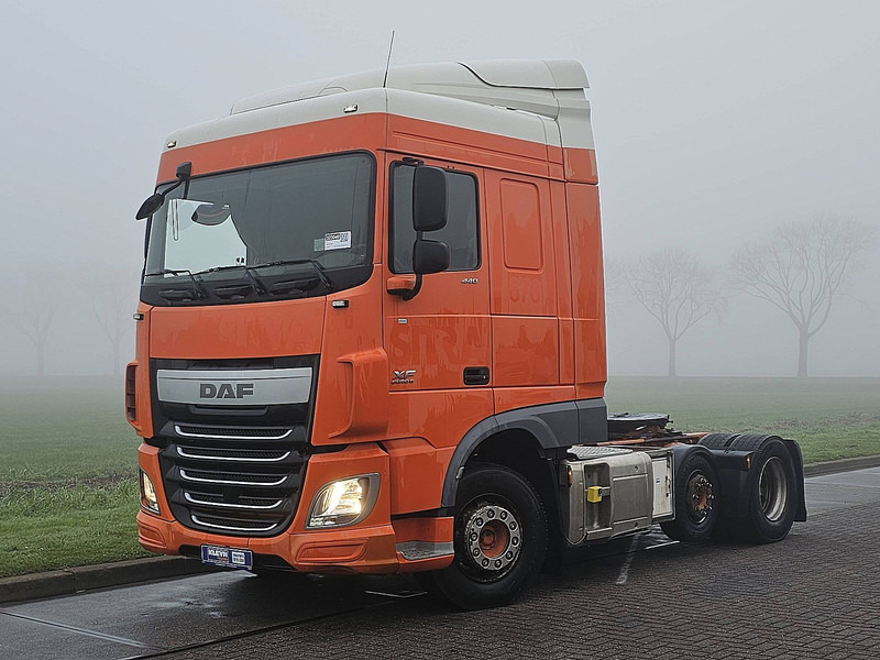 DAF XF 440 - Cap tractor: Foto 2 DAF XF 440 - Cap tractor: Foto 2