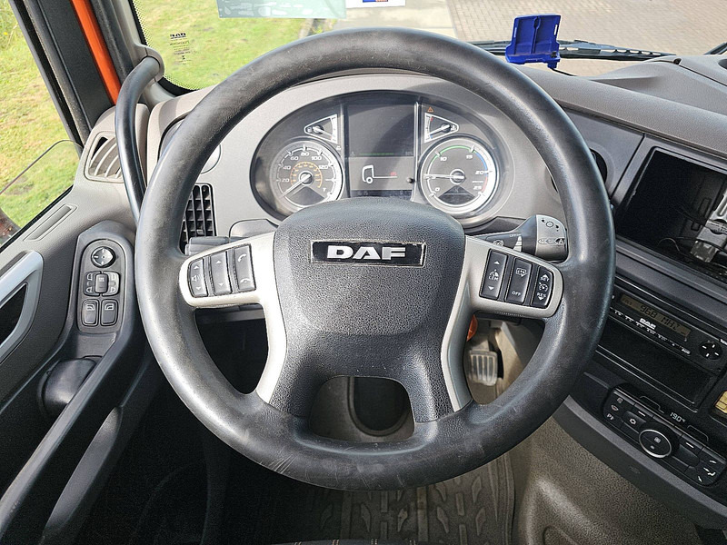 Cap tractor DAF XF 450: Foto 12