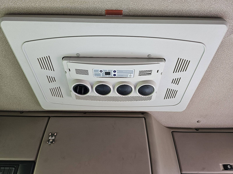 Leasing de DAF XF 460 SPACECAB INTARDER DAF XF 460 SPACECAB INTARDER: Foto 11 Leasing de DAF XF 460 SPACECAB INTARDER DAF XF 460 SPACECAB INTARDER: Foto 11