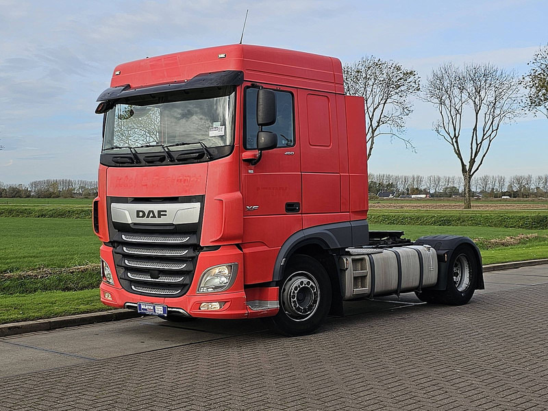 DAF XF 480 - Cap tractor: Foto 2 DAF XF 480 - Cap tractor: Foto 2