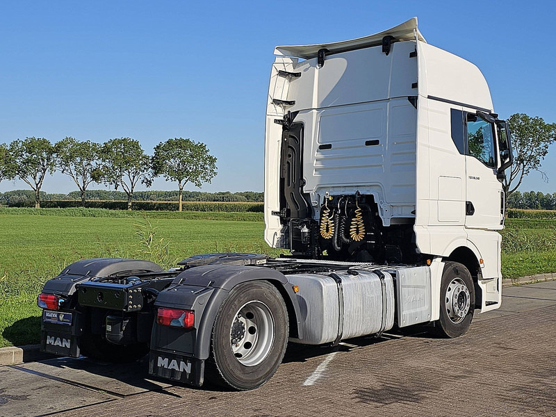 MAN 18.510 TGX GX LED 2X TANK - Cap tractor: Foto 3 MAN 18.510 TGX GX LED 2X TANK - Cap tractor: Foto 3