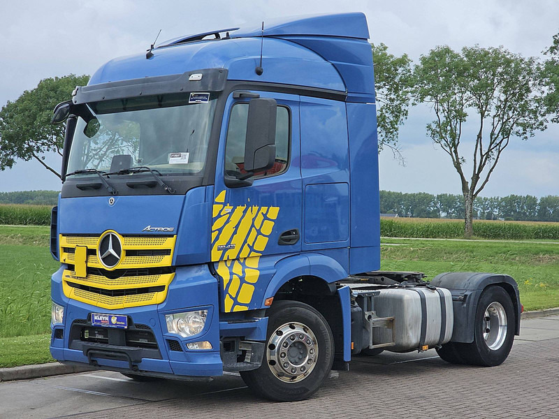Mercedes-Benz ACTROS 1843 - Cap tractor: Foto 2 Mercedes-Benz ACTROS 1843 - Cap tractor: Foto 2
