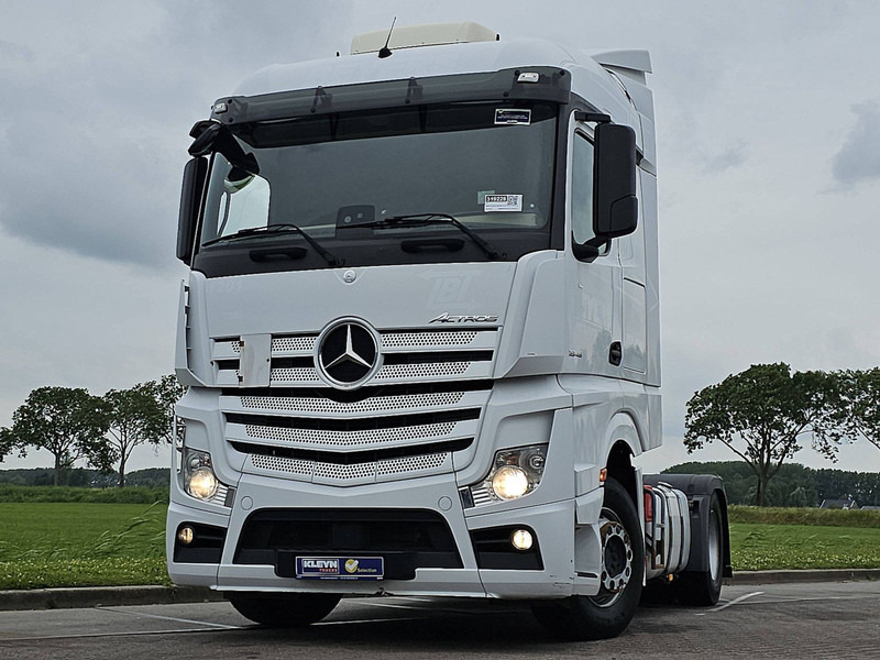Mercedes-Benz ACTROS 1845 LS - Cap tractor: Foto 1 Mercedes-Benz ACTROS 1845 LS - Cap tractor: Foto 1