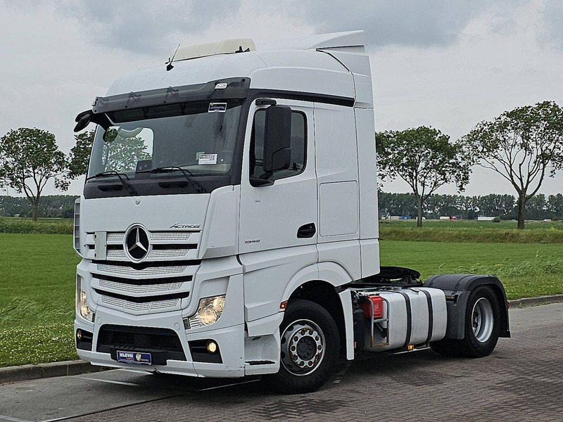 Mercedes-Benz ACTROS 1845 LS - Cap tractor: Foto 2 Mercedes-Benz ACTROS 1845 LS - Cap tractor: Foto 2