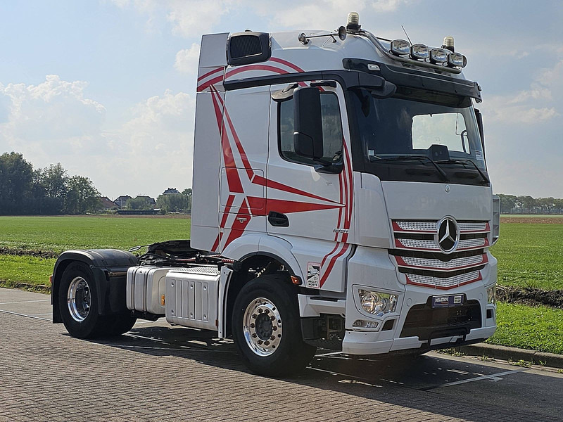 Mercedes-Benz ACTROS 1851 - Cap tractor: Foto 5 Mercedes-Benz ACTROS 1851 - Cap tractor: Foto 5