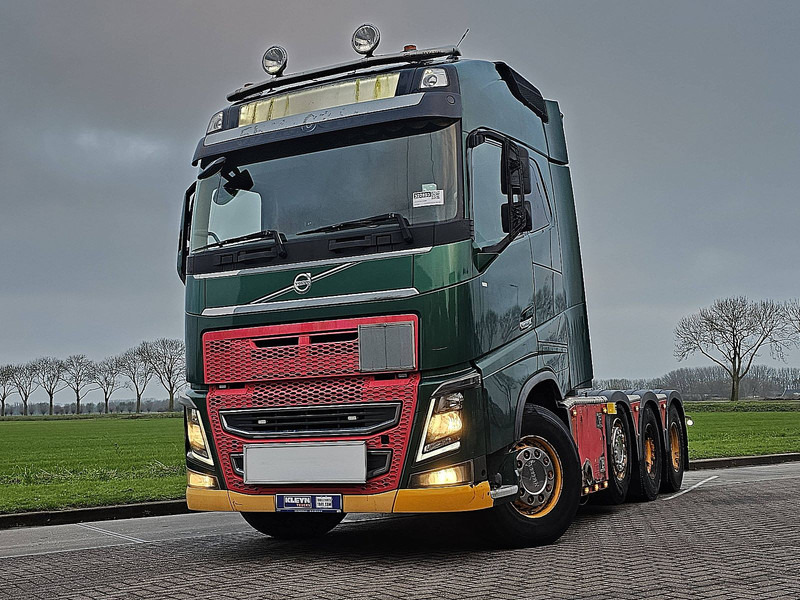 Volvo FH 16.660 8X4 175 TON - Cap tractor: Foto 1 Volvo FH 16.660 8X4 175 TON - Cap tractor: Foto 1