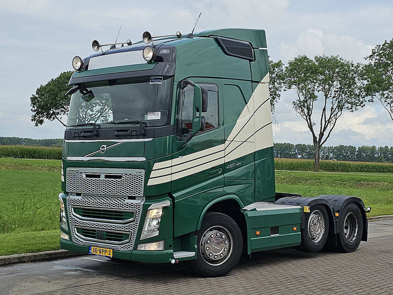 Volvo FH 460 6X2 STEER XEN. LEATH - Cap tractor: Foto 2 Volvo FH 460 6X2 STEER XEN. LEATH - Cap tractor: Foto 2