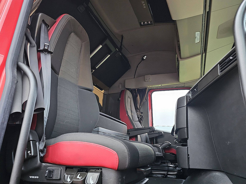 Cap tractor Volvo FH 500 6X2: Foto 7