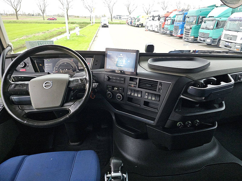 Cap tractor Volvo FH 500: Foto 8 Cap tractor Volvo FH 500: Foto 8