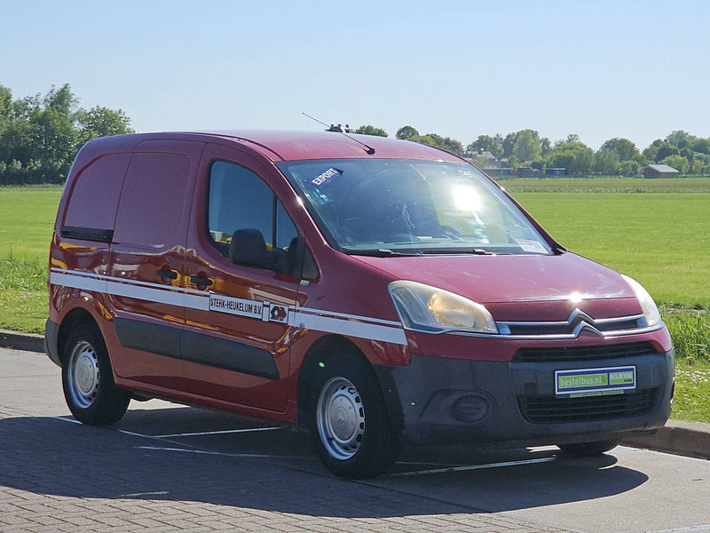 Citroën Berlingo 1.6 HDI - Autoutilitară compactă: Foto 5 Citroën Berlingo 1.6 HDI - Autoutilitară compactă: Foto 5