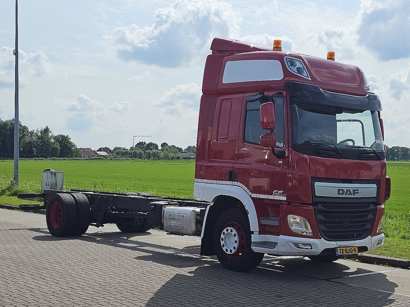 DAF CF 290 FA SPACECAB - Camion şasiu: Foto 5 DAF CF 290 FA SPACECAB - Camion şasiu: Foto 5