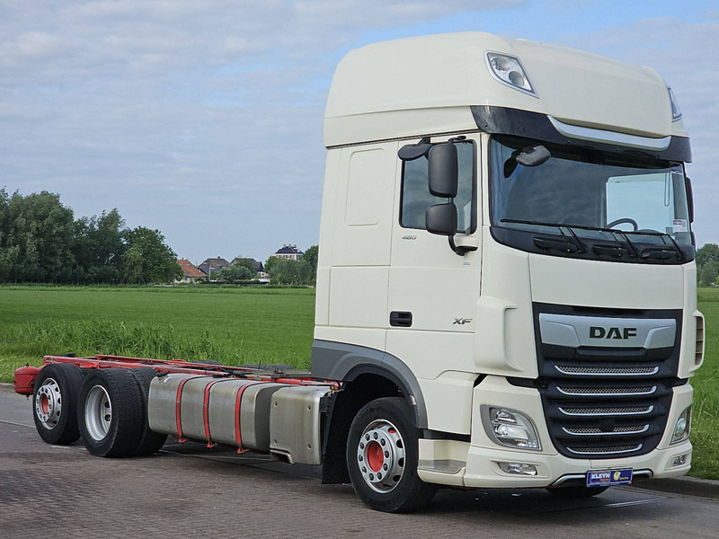 DAF XF 480 SSC 6X2 FAR INTARDER - Camion şasiu: Foto 5 DAF XF 480 SSC 6X2 FAR INTARDER - Camion şasiu: Foto 5