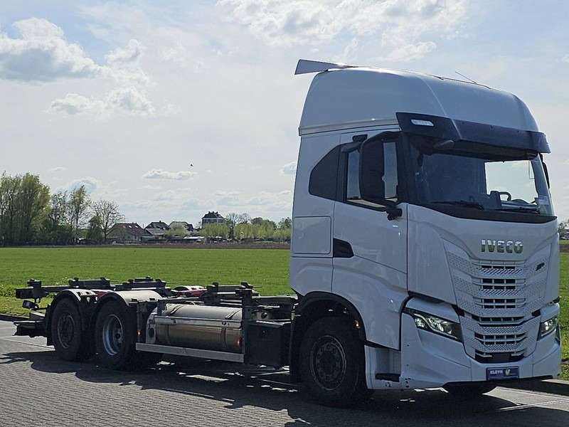 Iveco S-WAY AS260S46 LNG INT. STEERAXLE - Camion transport containere/ Swap body: Foto 5 Iveco S-WAY AS260S46 LNG INT. STEERAXLE - Camion transport containere/ Swap body: Foto 5