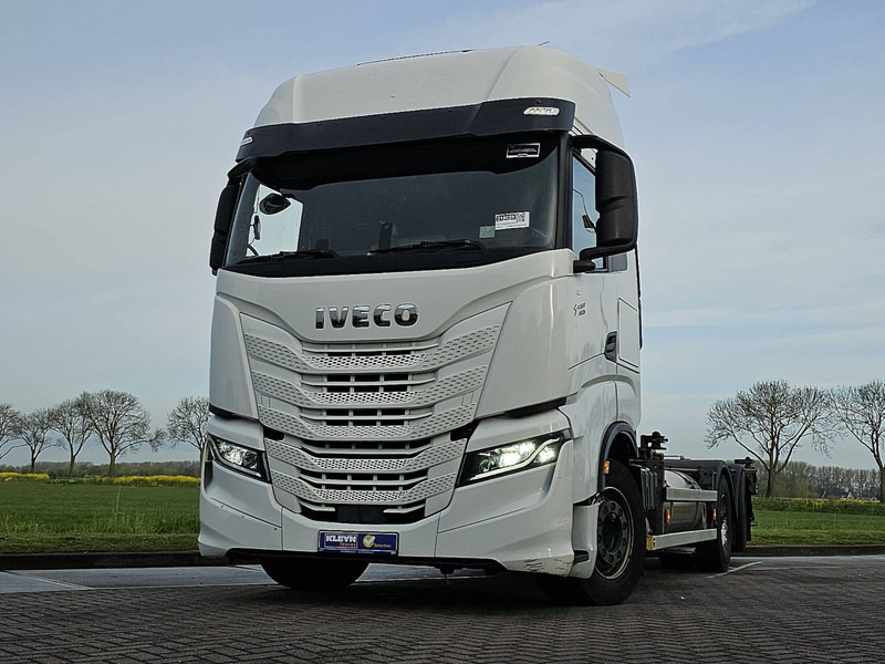 Iveco S-WAY AS260S46 LNG INT. STEERAXLE - Camion transport containere/ Swap body: Foto 1 Iveco S-WAY AS260S46 LNG INT. STEERAXLE - Camion transport containere/ Swap body: Foto 1