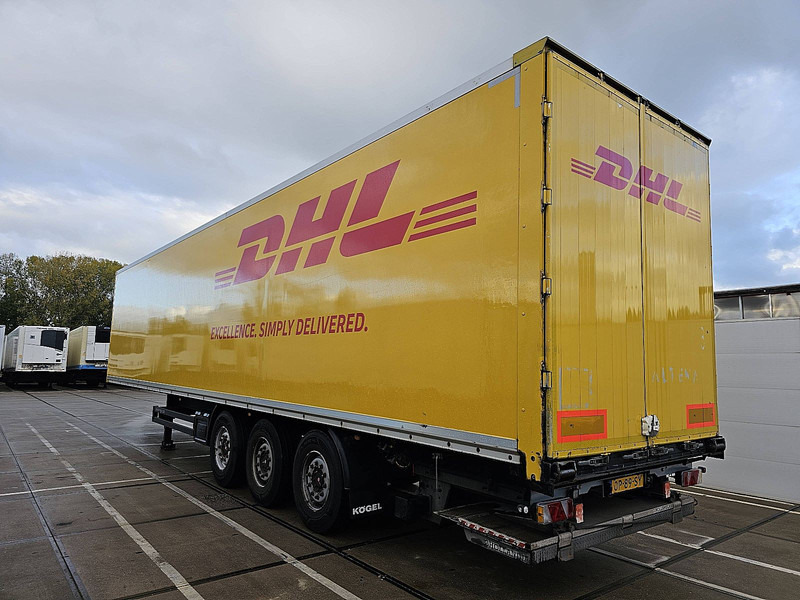 Kögel SKH24 LIFT AXLE TAILLIFT - Semiremorcă furgon: Foto 5 Kögel SKH24 LIFT AXLE TAILLIFT - Semiremorcă furgon: Foto 5