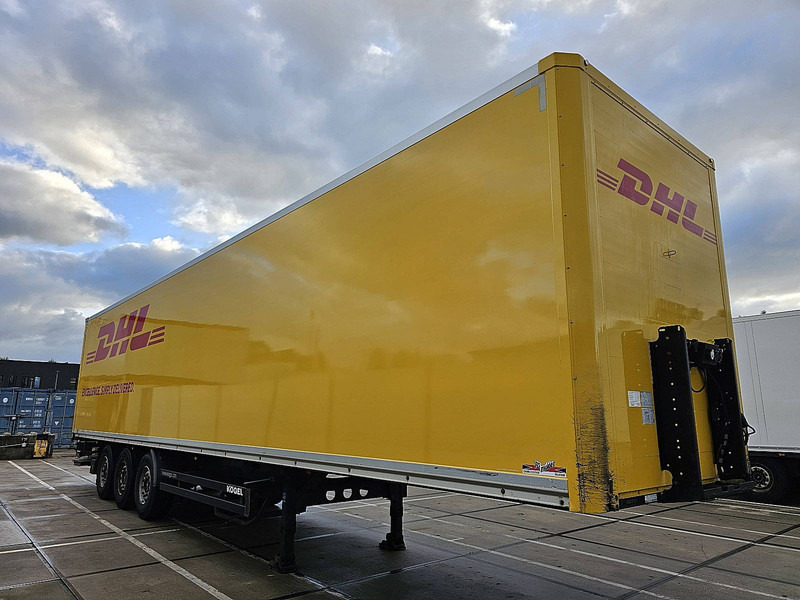 Kögel SKH24 LIFT AXLE TAILLIFT - Semiremorcă furgon: Foto 3 Kögel SKH24 LIFT AXLE TAILLIFT - Semiremorcă furgon: Foto 3