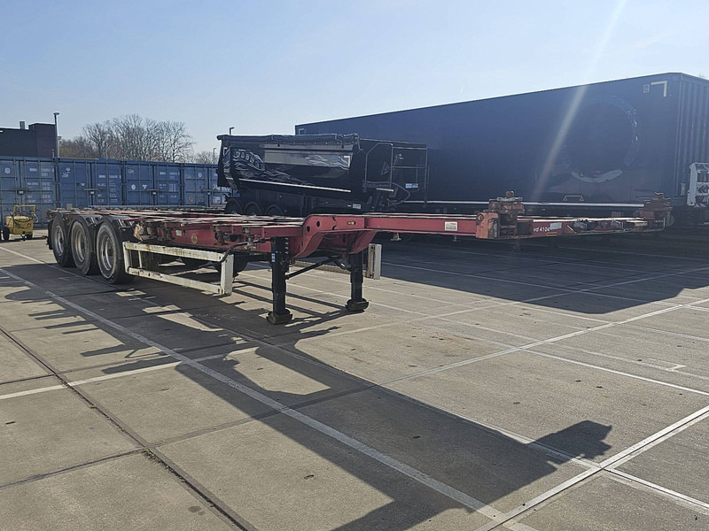 Krone SD 27 2x20ft 1x30ft 1x40ft - Semiremorcă transport containere/ Swap body: Foto 3 Krone SD 27 2x20ft 1x30ft 1x40ft - Semiremorcă transport containere/ Swap body: Foto 3