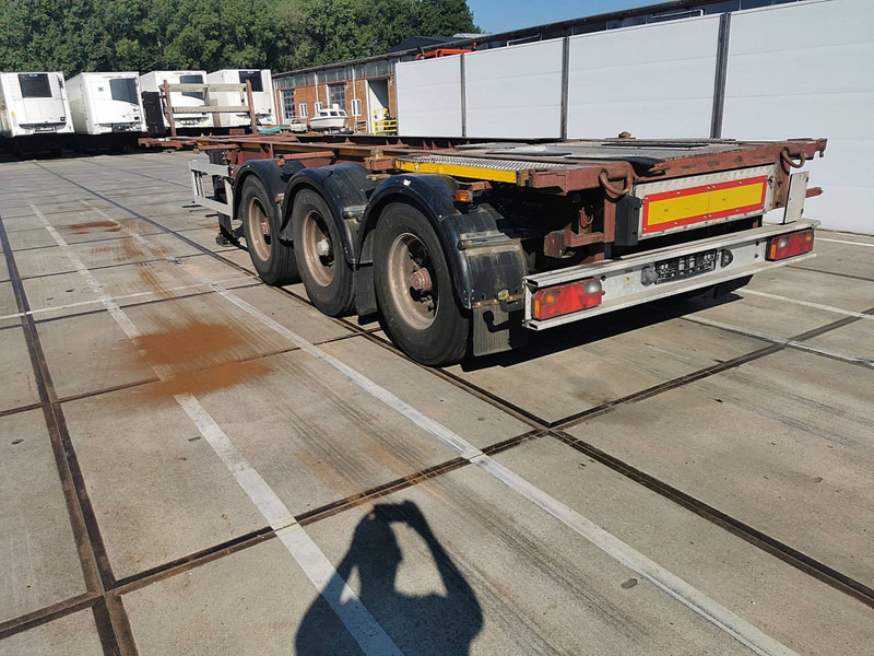 LAG O-3-38 CD ADR FL OX AT 20-30FT - Semiremorcă transport containere/ Swap body: Foto 5 LAG O-3-38 CD ADR FL OX AT 20-30FT - Semiremorcă transport containere/ Swap body: Foto 5