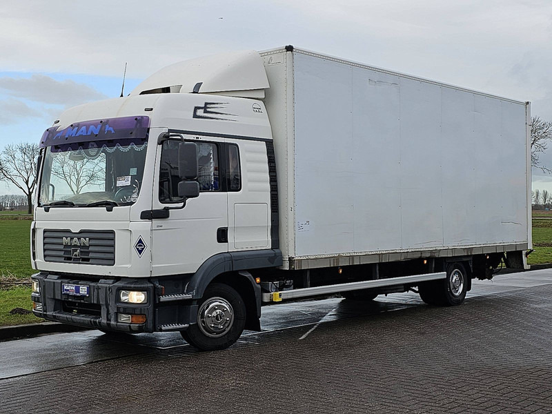 MAN 12.240 TGL LX LIFT AIRCO 6 CYL. - Camion furgon: Foto 2 MAN 12.240 TGL LX LIFT AIRCO 6 CYL. - Camion furgon: Foto 2