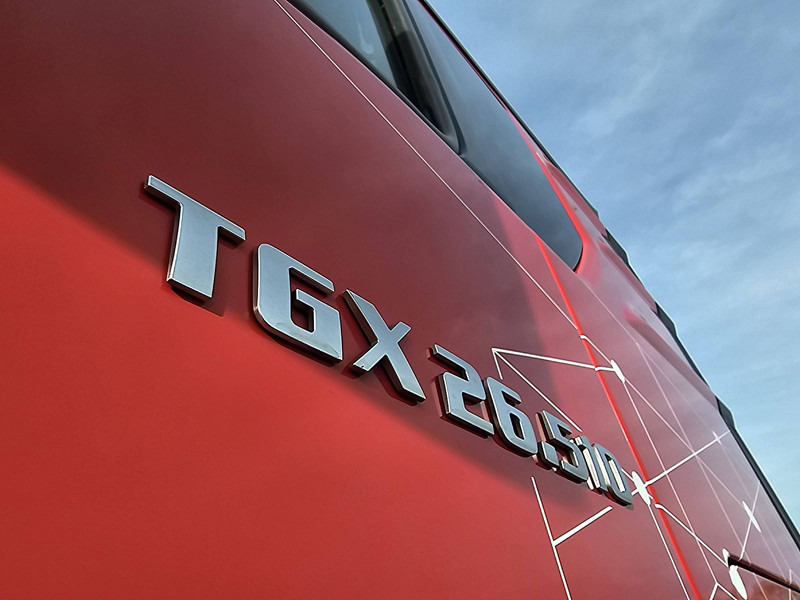 Leasing de MAN 26.510 TGX GX 6X2 INTARDER MAN 26.510 TGX GX 6X2 INTARDER: Foto 19 Leasing de MAN 26.510 TGX GX 6X2 INTARDER MAN 26.510 TGX GX 6X2 INTARDER: Foto 19