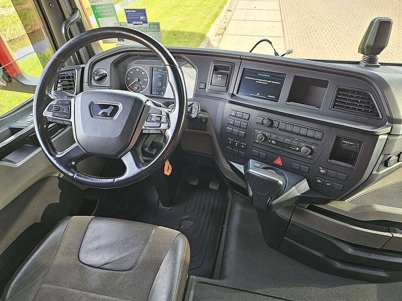 Leasing de MAN 26.510 TGX GX 6X2 INTARDER MAN 26.510 TGX GX 6X2 INTARDER: Foto 8 Leasing de MAN 26.510 TGX GX 6X2 INTARDER MAN 26.510 TGX GX 6X2 INTARDER: Foto 8