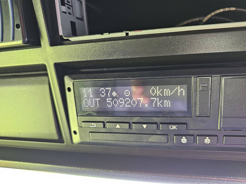 Leasing de MAN 26.510 TGX GX 6X2 INTARDER MAN 26.510 TGX GX 6X2 INTARDER: Foto 9 Leasing de MAN 26.510 TGX GX 6X2 INTARDER MAN 26.510 TGX GX 6X2 INTARDER: Foto 9