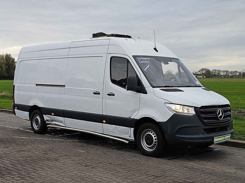 Mercedes-Benz Sprinter 315 FRIGO CARRIER EURO6 - Autoutilitară frigorifica: Foto 5 Mercedes-Benz Sprinter 315 FRIGO CARRIER EURO6 - Autoutilitară frigorifica: Foto 5