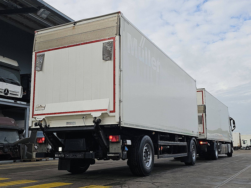 Mueller PRASQ18 TAILLIFT - Remorcă furgon: Foto 1 Mueller PRASQ18 TAILLIFT - Remorcă furgon: Foto 1