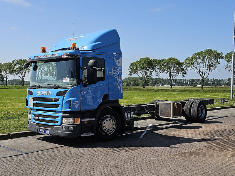 Scania P250 310TKM AIRCO WB560 - Camion şasiu: Foto 2 Scania P250 310TKM AIRCO WB560 - Camion şasiu: Foto 2