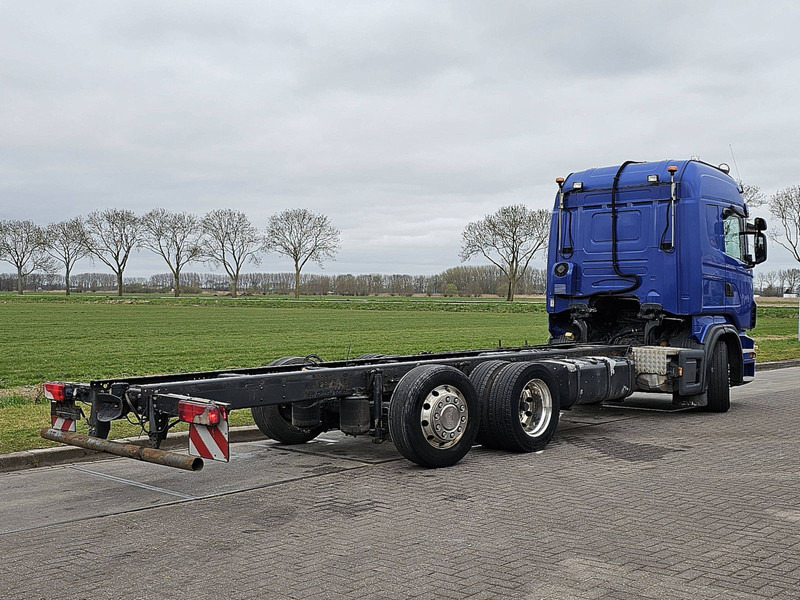 Scania R440 6X2*4 MANUAL RETARDE - Camion şasiu: Foto 3 Scania R440 6X2*4 MANUAL RETARDE - Camion şasiu: Foto 3