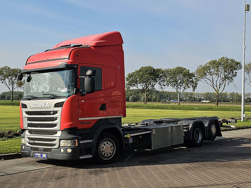 Scania R450 HL 6X2*4 RET. CROWN - Camion transport containere/ Swap body: Foto 2 Scania R450 HL 6X2*4 RET. CROWN - Camion transport containere/ Swap body: Foto 2