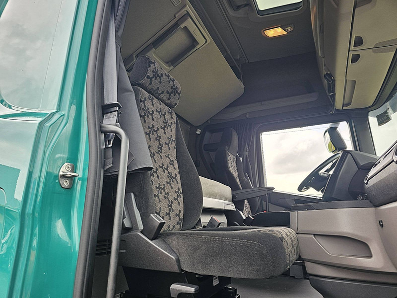 Camion cu prelată Scania S450 6X2*4 FORKLIFT CONN.: Foto 8