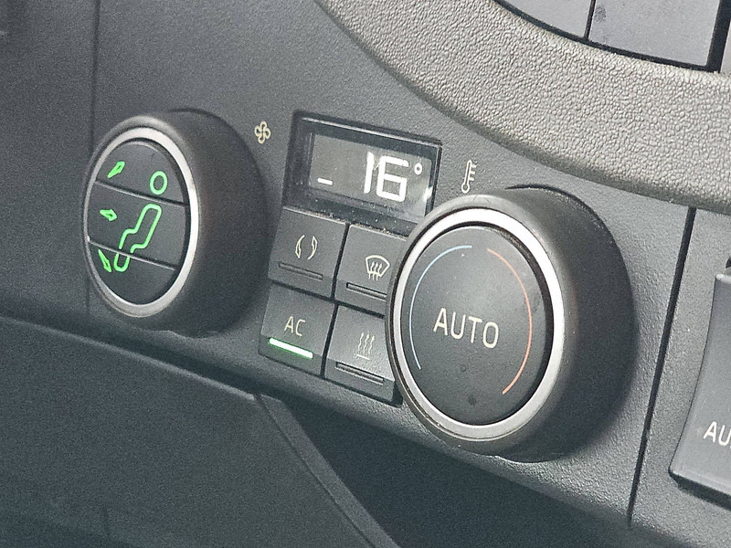 Camion frigider Volvo FH 460 6X2 LAMBERET COMBI: Foto 11 Camion frigider Volvo FH 460 6X2 LAMBERET COMBI: Foto 11