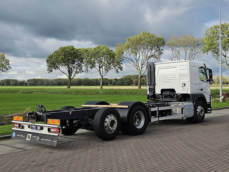 Volvo FM 420 retarder, 6x2*4 - Camion şasiu: Foto 3 Volvo FM 420 retarder, 6x2*4 - Camion şasiu: Foto 3