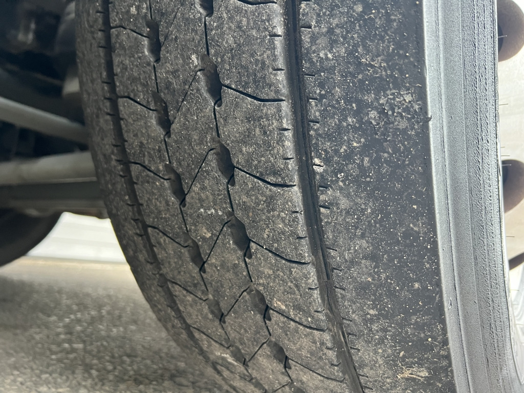 Iveco Stralis AD190S31 4,2mRdst Klimaaut. Intander ACC - Camion şasiu: Foto 4 Iveco Stralis AD190S31 4,2mRdst Klimaaut. Intander ACC - Camion şasiu: Foto 4