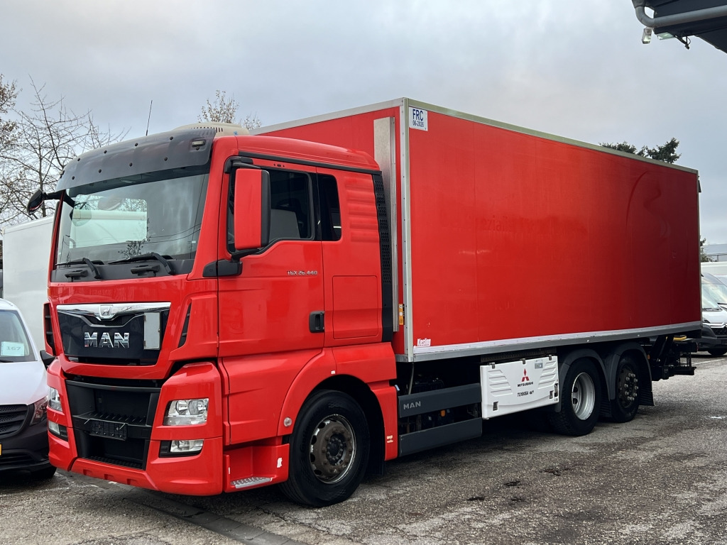 MAN TGX 26.440 Retarder Standklima LBW MitsubisTU100 - Camion frigider: Foto 1 MAN TGX 26.440 Retarder Standklima LBW MitsubisTU100 - Camion frigider: Foto 1