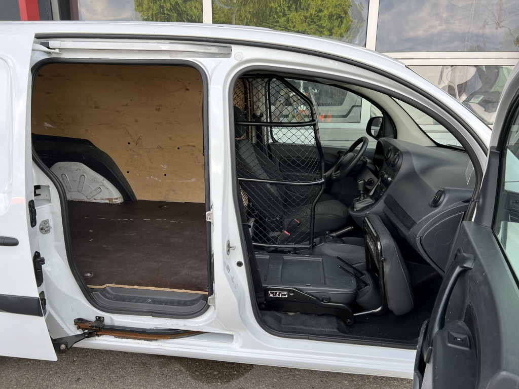 Mercedes-Benz Citan 111 CDI extralang Scheckheftgepflegt PDC - Autoutilitară compactă: Foto 3 Mercedes-Benz Citan 111 CDI extralang Scheckheftgepflegt PDC - Autoutilitară compactă: Foto 3