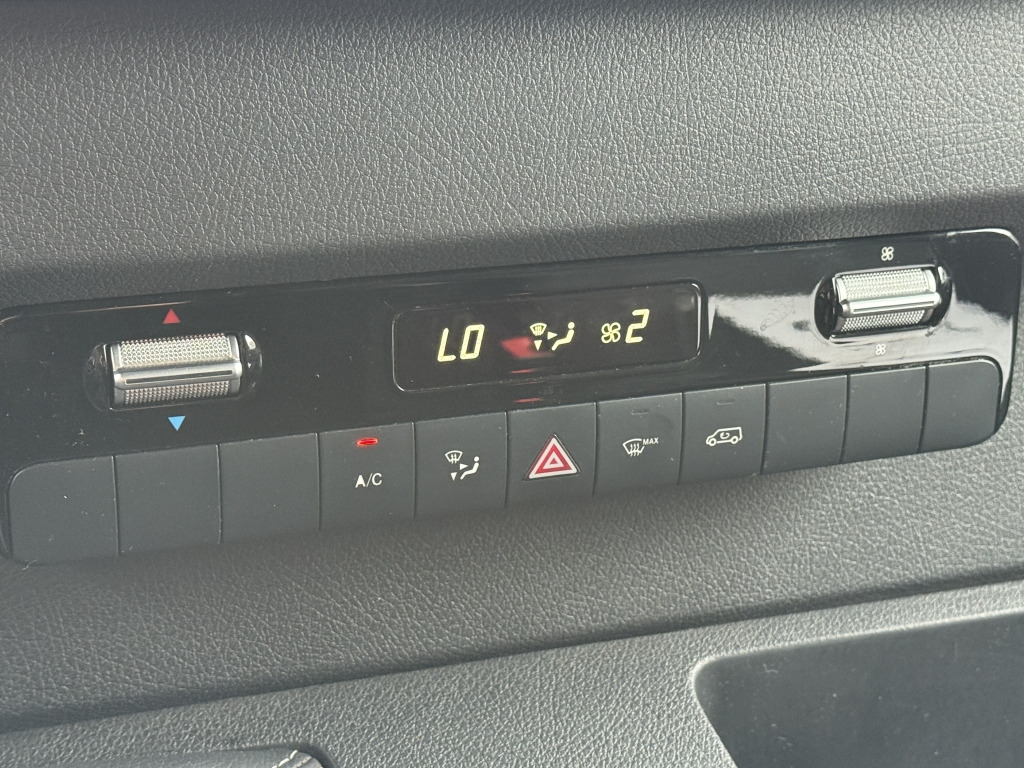 Mercedes-Benz Sprinter 315 CDI Klima Kamera UPS-Integralkoffer - Autoutilitară box: Foto 2 Mercedes-Benz Sprinter 315 CDI Klima Kamera UPS-Integralkoffer - Autoutilitară box: Foto 2