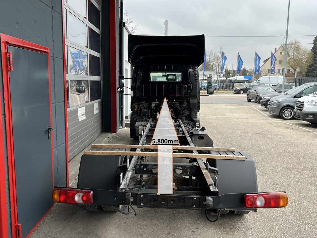Mitsubishi Fuso Canter 9C18 5,8m Euro6d Klimaaut. Tempomat - Camion şasiu: Foto 2 Mitsubishi Fuso Canter 9C18 5,8m Euro6d Klimaaut. Tempomat - Camion şasiu: Foto 2