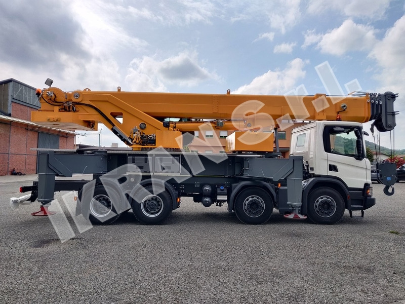 Locatelli TCL 55.50 - Automacara: Foto 2 Locatelli TCL 55.50 - Automacara: Foto 2