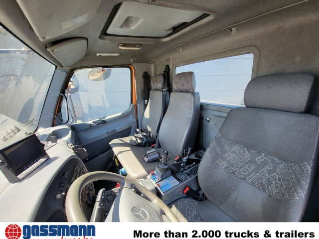 Unimog U 20 4x4, Zapfwelle, Kran Hiab 022D-3 HiDuo, - Autoutilitară: Foto 2 Unimog U 20 4x4, Zapfwelle, Kran Hiab 022D-3 HiDuo, - Autoutilitară: Foto 2